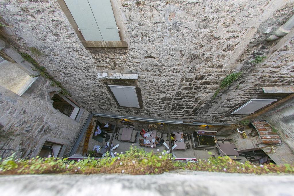 City Hostel Trogir Kamer foto